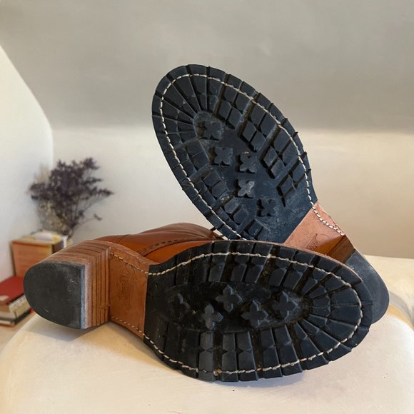 Redwing Clara Heritage Boot in Oro Legacy Leather 8.5 - Picture 3 of 9